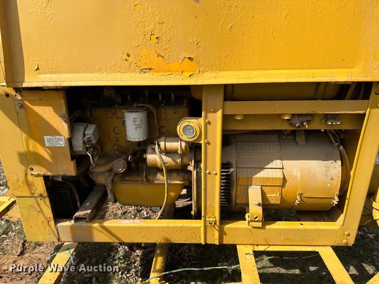 image for item NF9459 Lincoln SA-200 F-163 welder