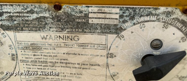 image for item NF9459 Lincoln SA-200 F-163 welder