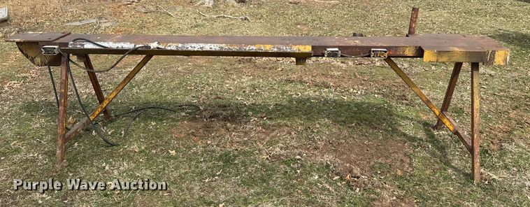 image for item NF9460 Hydraulic press and work bench