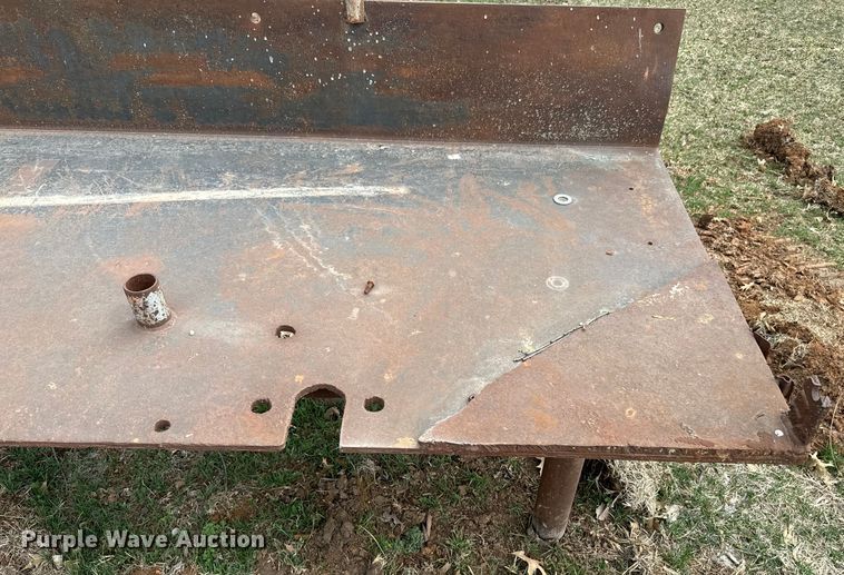 image for item NF9460 Hydraulic press and work bench