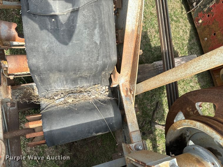 image for item NF9466 Cedar Rapids 30 x 18 crusher 