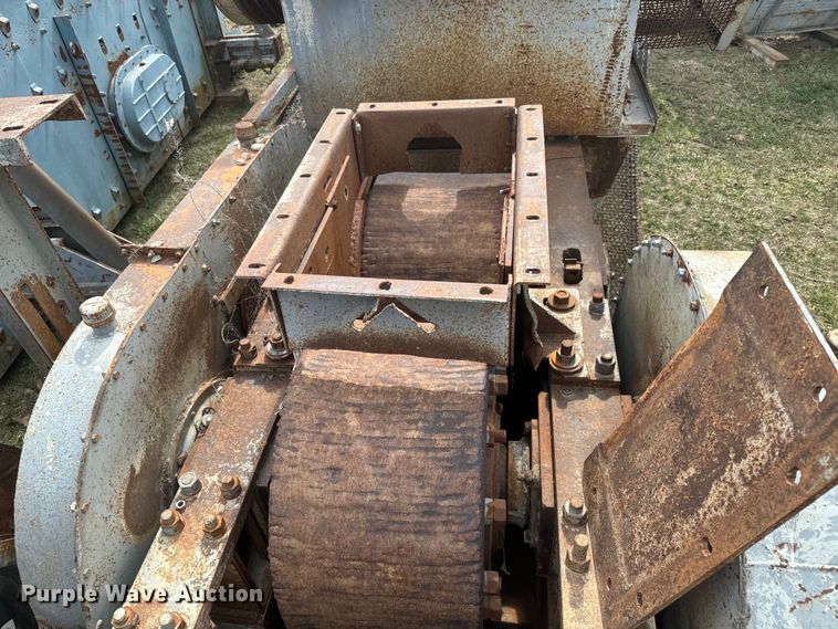 image for item NF9466 Cedar Rapids 30 x 18 crusher 