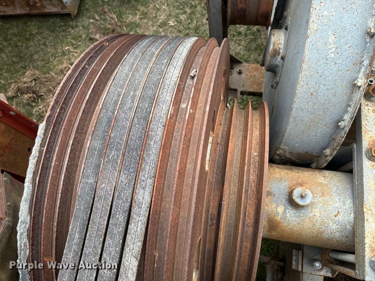 image for item NF9466 Cedar Rapids 30 x 18 crusher 