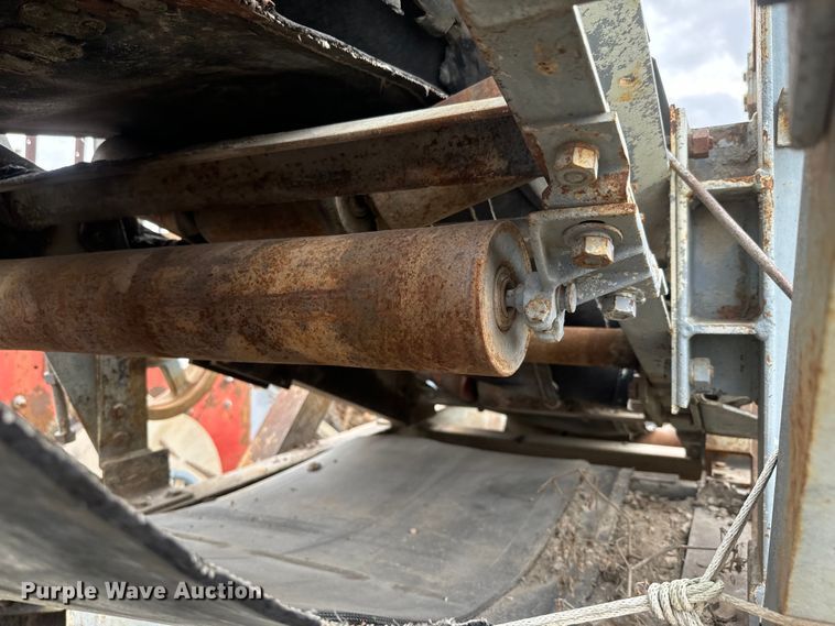 image for item NF9466 Cedar Rapids 30 x 18 crusher 