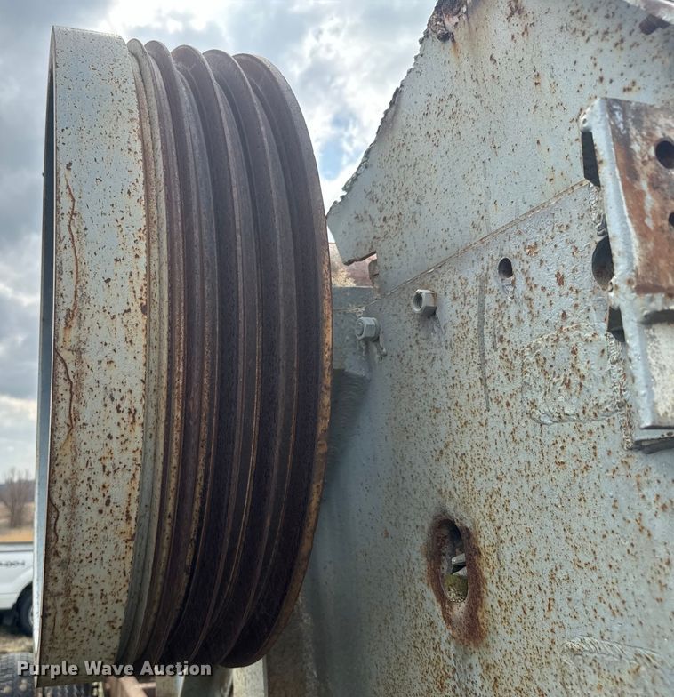 image for item NF9466 Cedar Rapids 30 x 18 crusher 