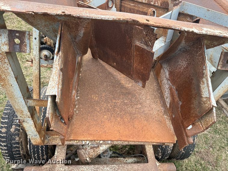 image for item NF9466 Cedar Rapids 30 x 18 crusher 