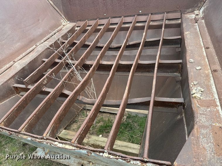 image for item NF9466 Cedar Rapids 30 x 18 crusher 