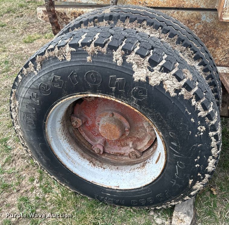 image for item NF9466 Cedar Rapids 30 x 18 crusher 