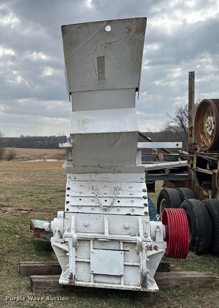 image for item NF9469 Crusher equipment