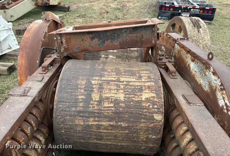 image for item NF9469 Crusher equipment