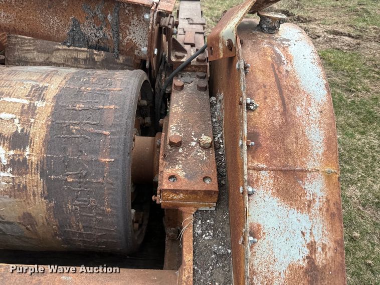 image for item NF9469 Crusher equipment