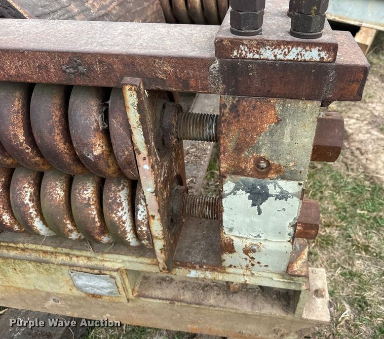 image for item NF9469 Crusher equipment