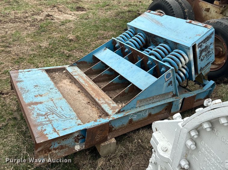 image for item NF9469 Crusher equipment