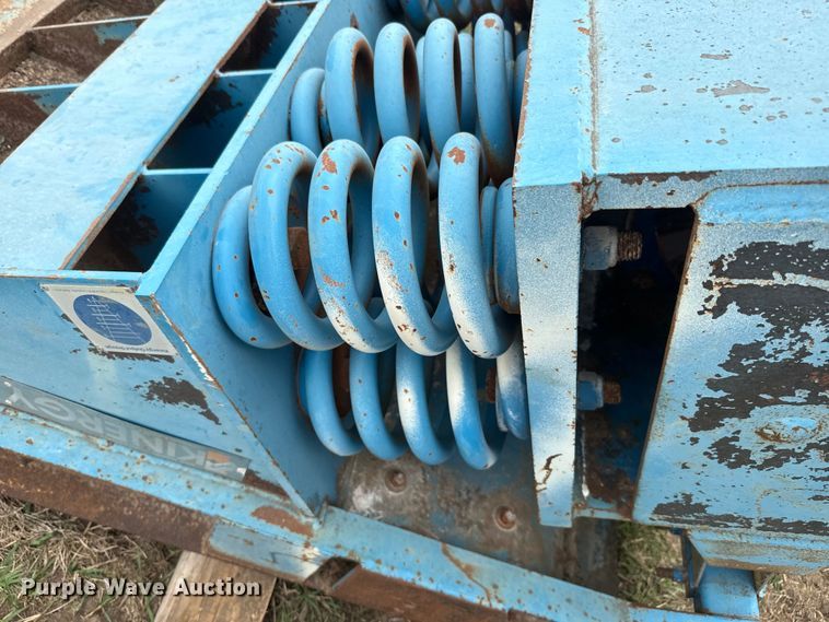 image for item NF9469 Crusher equipment