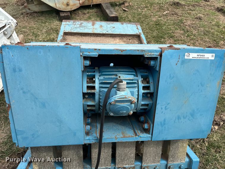 image for item NF9469 Crusher equipment