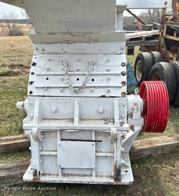 image for item NF9469 Crusher equipment