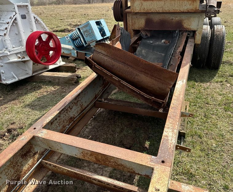 image for item NF9470 Cedar Rapids  crushing plant