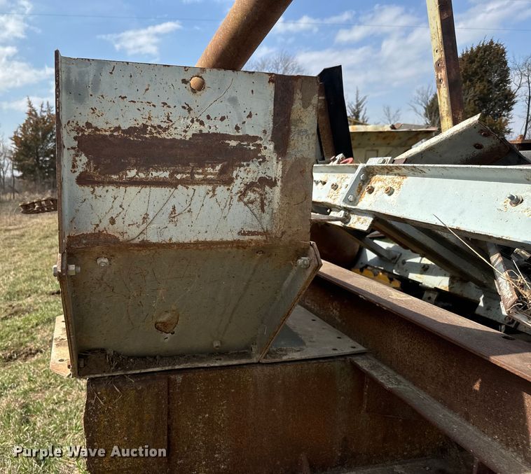 image for item NF9470 Cedar Rapids  crushing plant