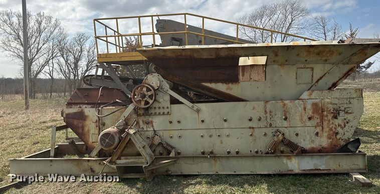 image for item NF9471 Screening plant