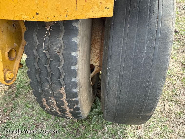 image for item NF9473 Crusher chassis