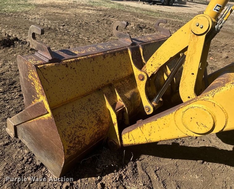 image for item NF9484 1990 Caterpillar 426 Series II backhoe