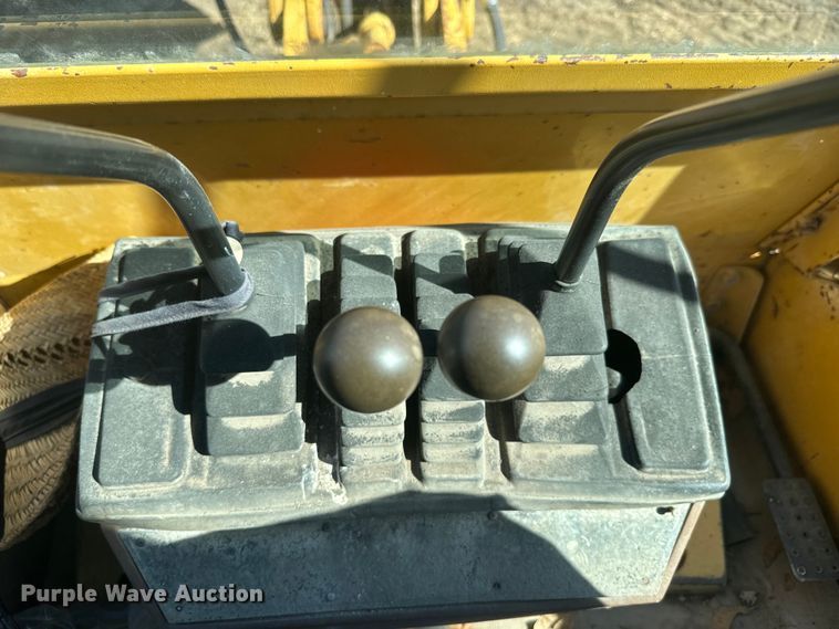 image for item NF9484 1990 Caterpillar 426 Series II backhoe