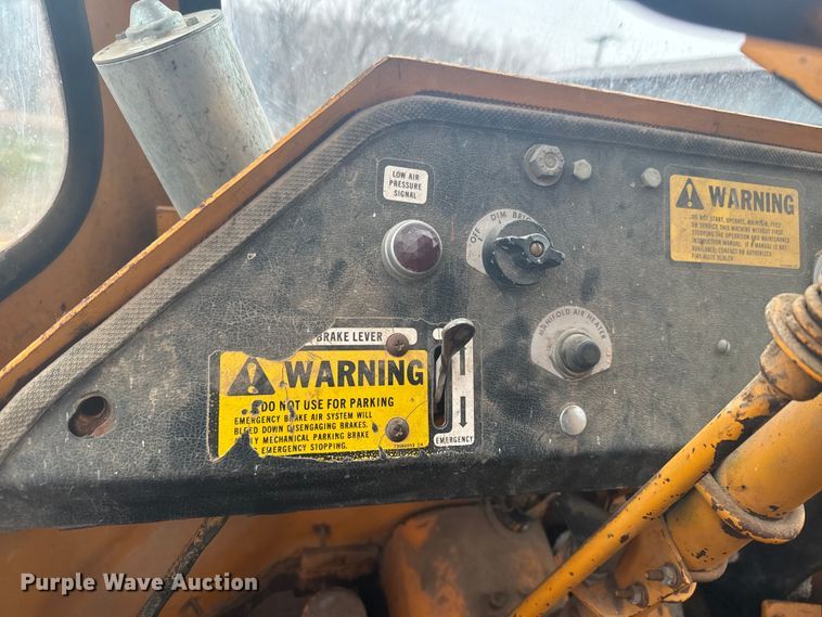 image for item NF9488 1978 Fiatallis 645B wheel loader