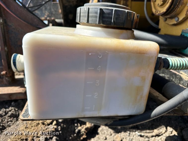 image for item NJ9470 2001 Vermeer D80x120 Navigator  directional boring unit