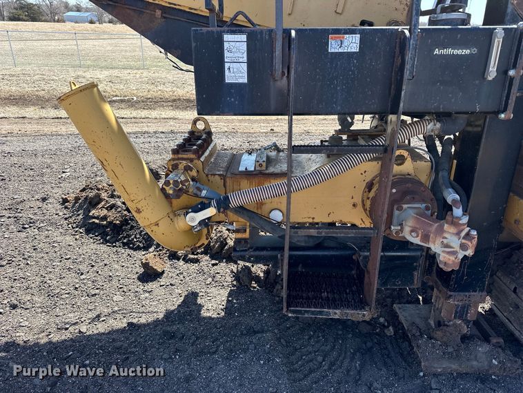 image for item NJ9470 2001 Vermeer D80x120 Navigator  directional boring unit