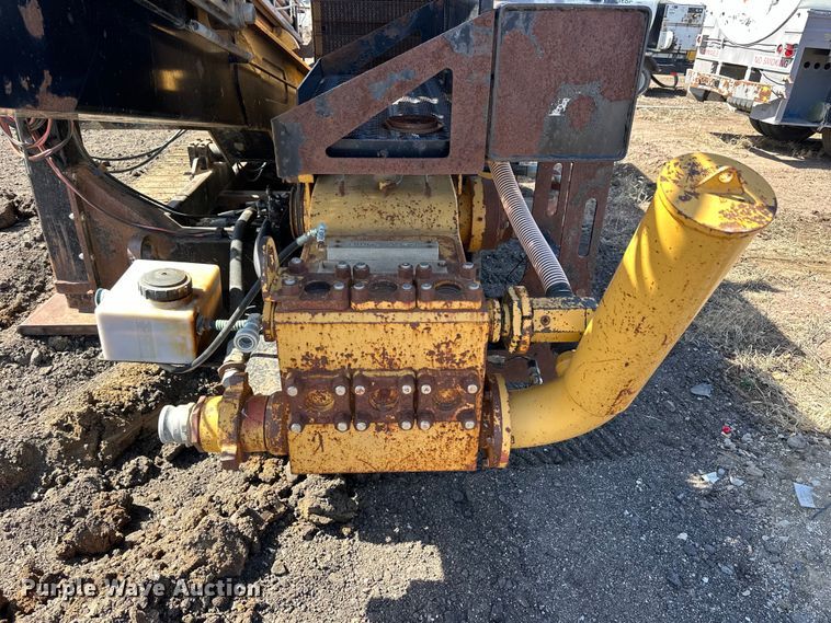 image for item NJ9470 2001 Vermeer D80x120 Navigator  directional boring unit