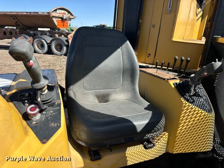 image for item NJ9470 2001 Vermeer D80x120 Navigator  directional boring unit