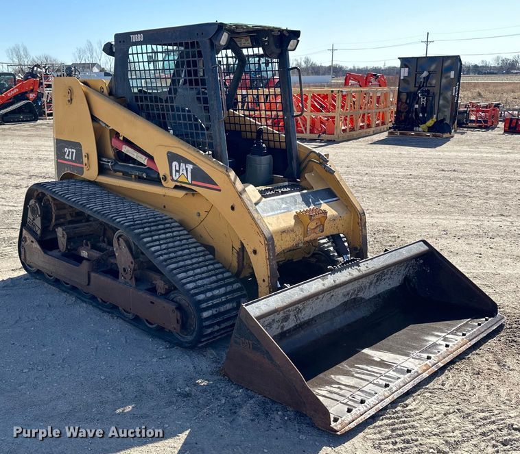 image for item NJ9471 2003 Caterpillar  277  tracked skid steer loader