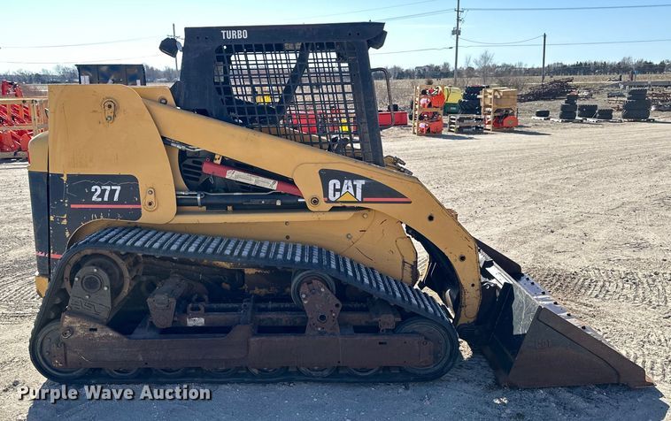 image for item NJ9471 2003 Caterpillar  277  tracked skid steer loader