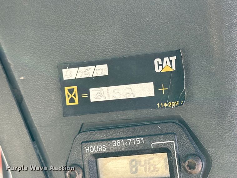 image for item NJ9471 2003 Caterpillar  277  tracked skid steer loader