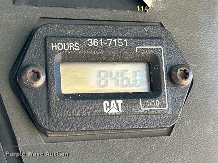 image for item NJ9471 2003 Caterpillar  277  tracked skid steer loader