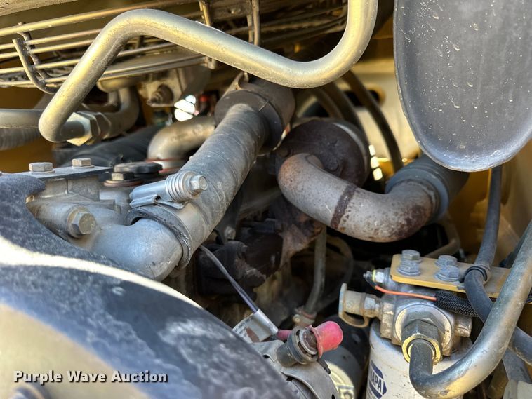 image for item NJ9471 2003 Caterpillar  277  tracked skid steer loader