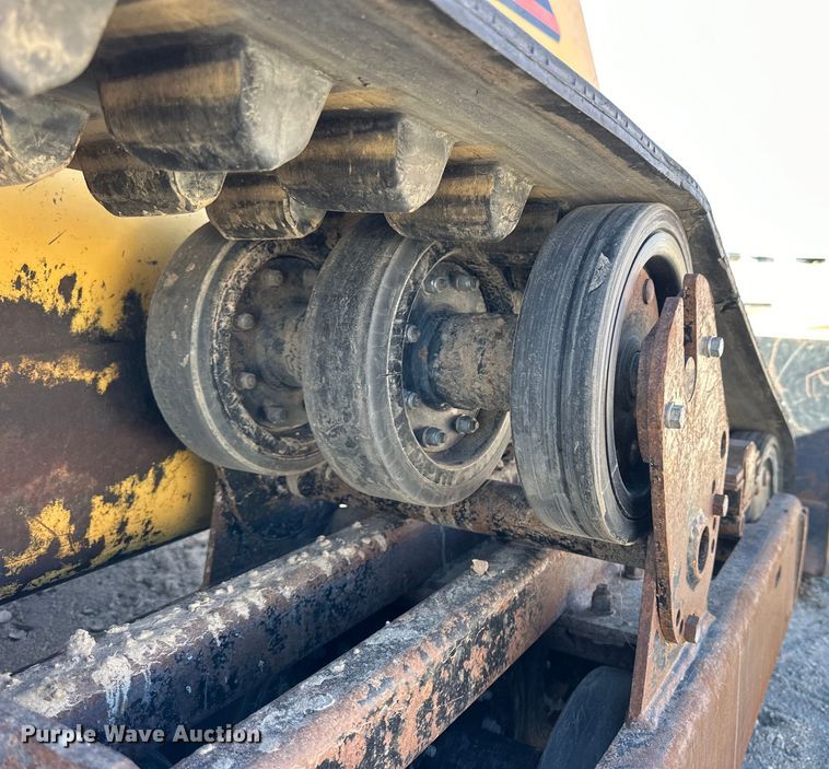 image for item NJ9471 2003 Caterpillar  277  tracked skid steer loader