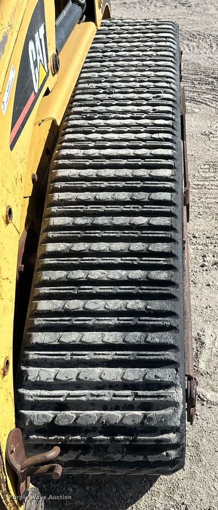 image for item NJ9471 2003 Caterpillar  277  tracked skid steer loader