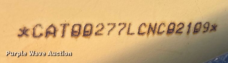 image for item NJ9471 2003 Caterpillar  277  tracked skid steer loader