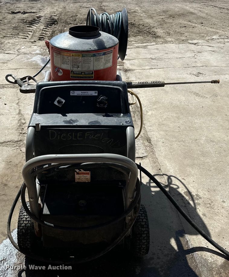 image for item NJ9472 Alkota 523x4 hot pressure washer