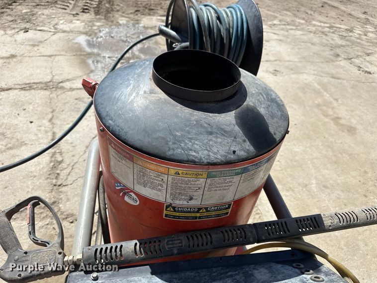 image for item NJ9472 Alkota 523x4 hot pressure washer