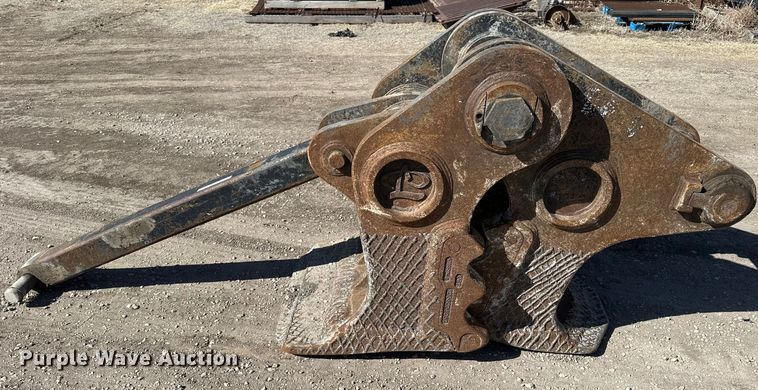 image for item NJ9475 LaBounty concrete pulverizer 