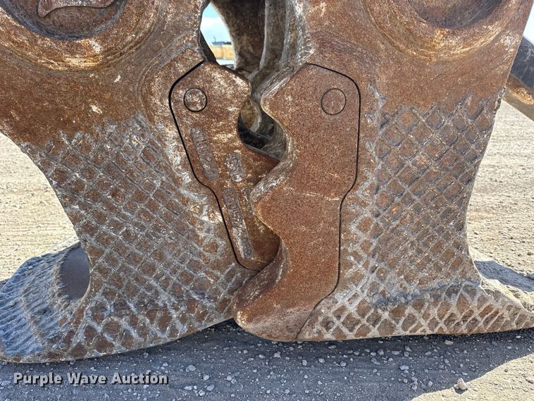 image for item NJ9475 LaBounty concrete pulverizer 