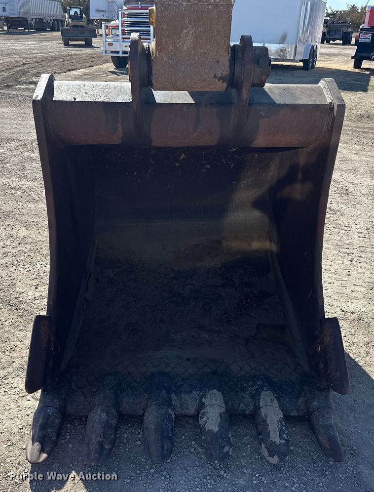 image for item NJ9476 2010 Komatsu PC350LC-8 excavator