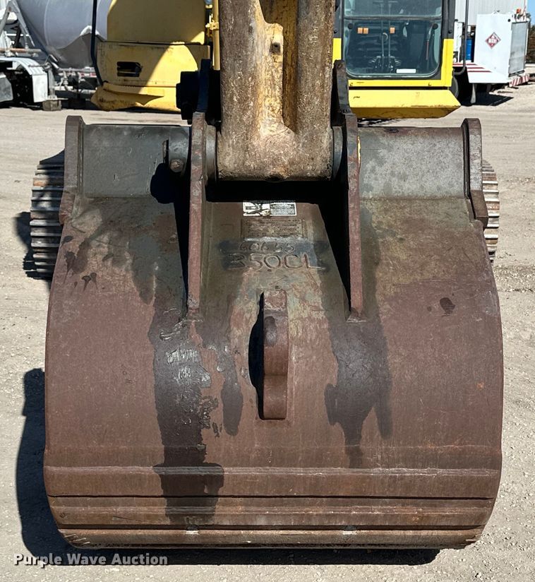 image for item NJ9476 2010 Komatsu PC350LC-8 excavator