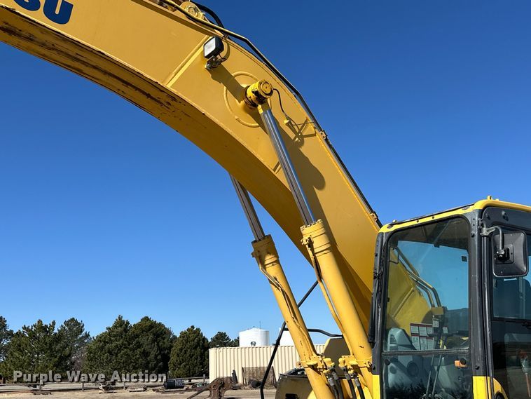 image for item NJ9476 2010 Komatsu PC350LC-8 excavator