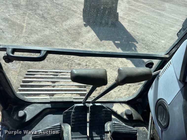 image for item NJ9476 2010 Komatsu PC350LC-8 excavator