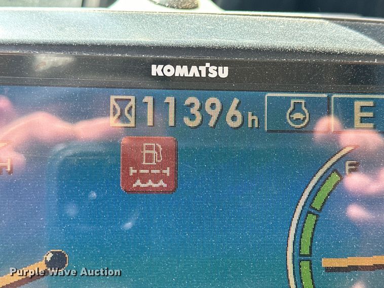 image for item NJ9476 2010 Komatsu PC350LC-8 excavator