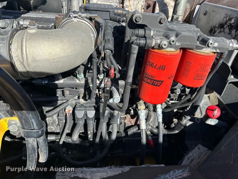 image for item NJ9476 2010 Komatsu PC350LC-8 excavator