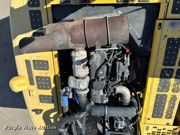 image for item NJ9476 2010 Komatsu PC350LC-8 excavator